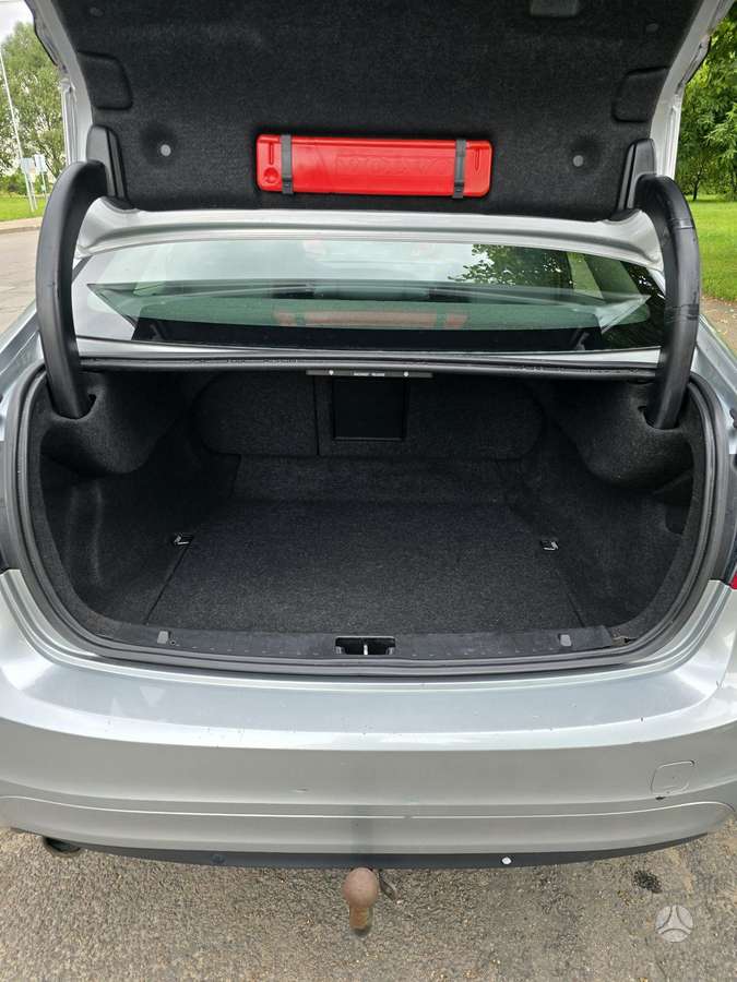 Volvo S60, 2.0 l., Седан