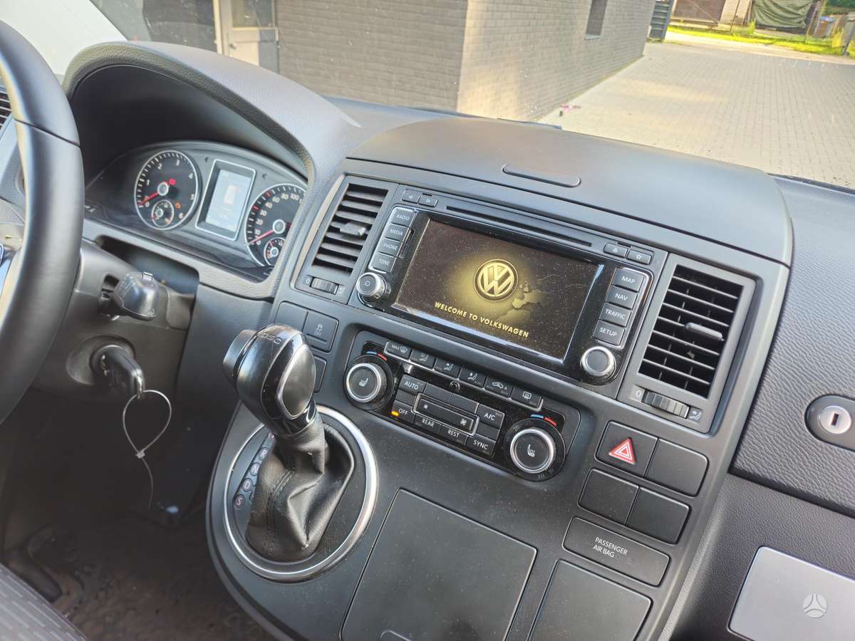 Volkswagen Multivan, 2.0 l., mpv / minivan