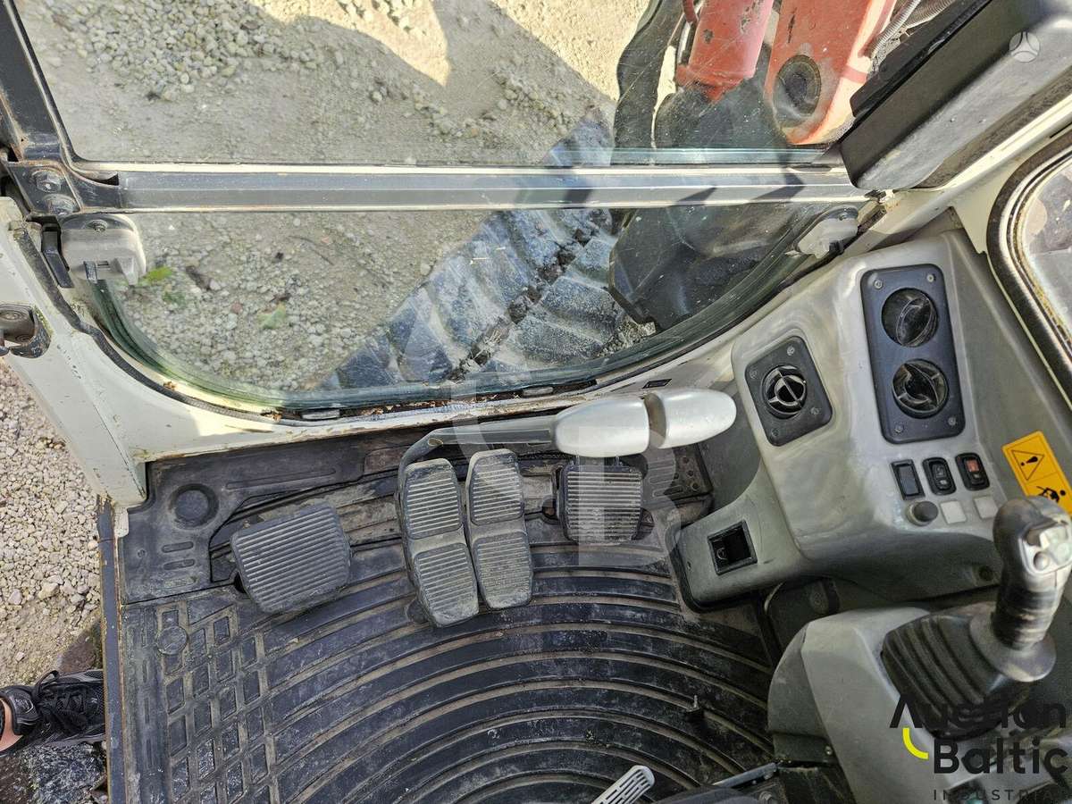 Kubota KX 080-3, ekskavatoriai