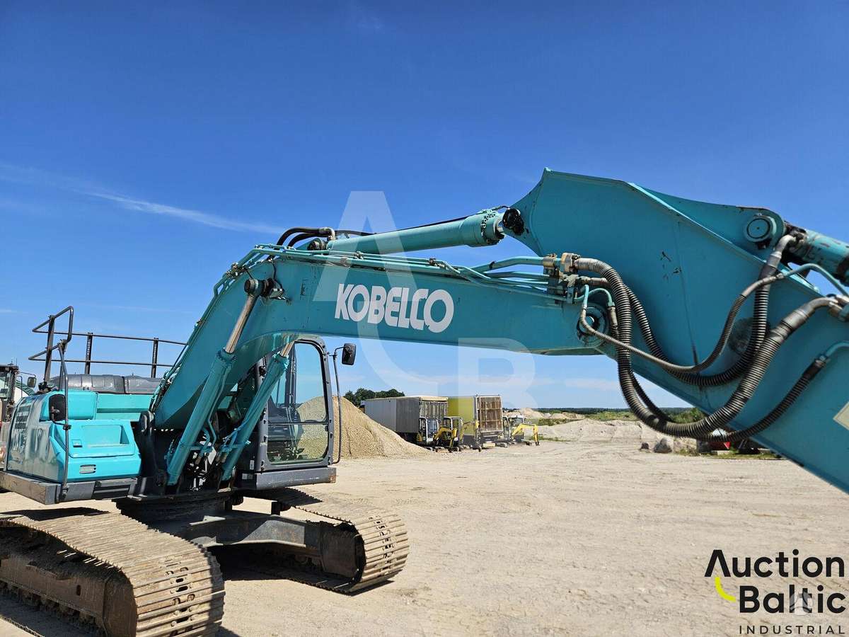 Kobelco SK 210 LC-10, excavator