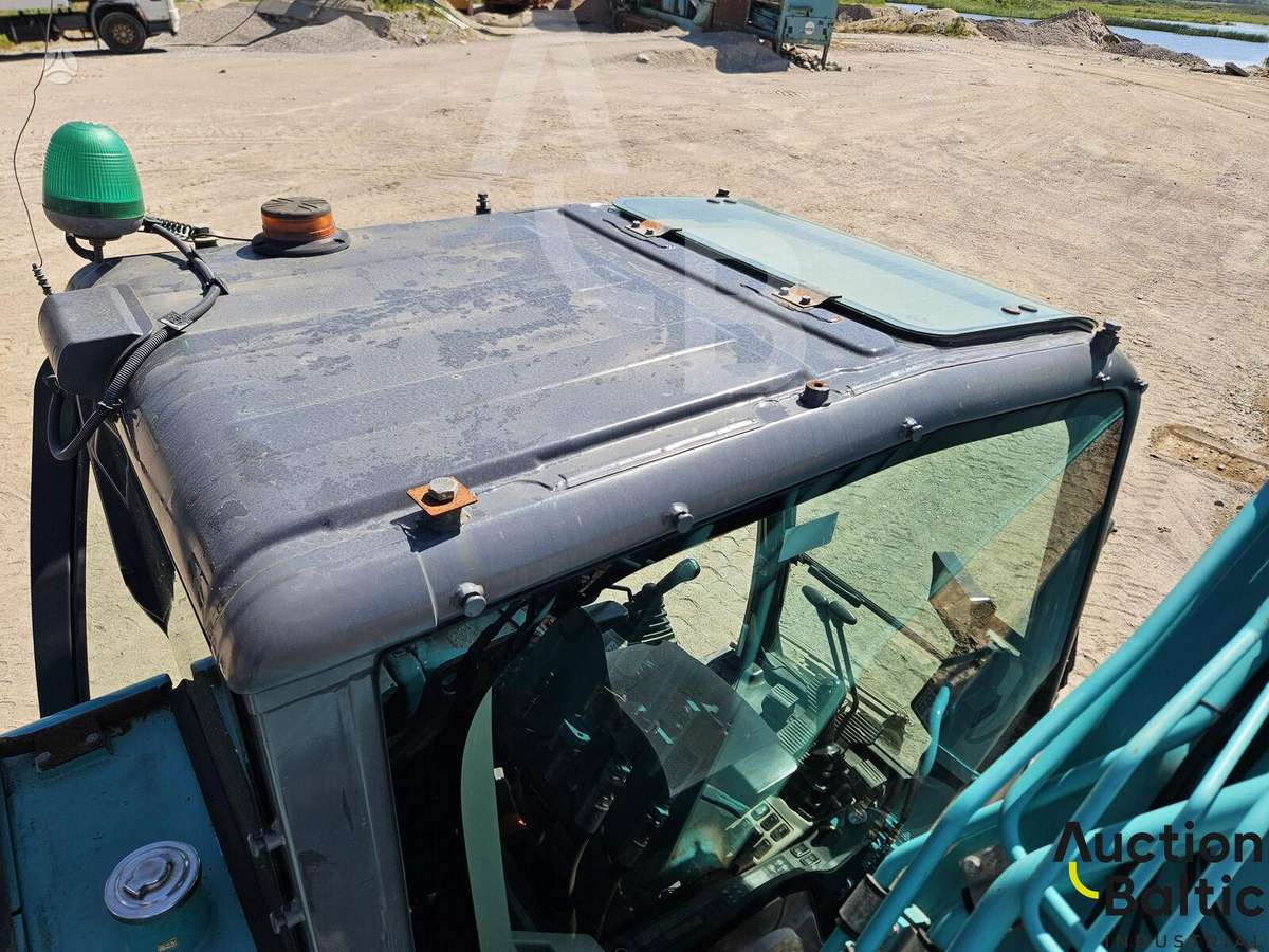 Kobelco SK 210 LC-10, excavator