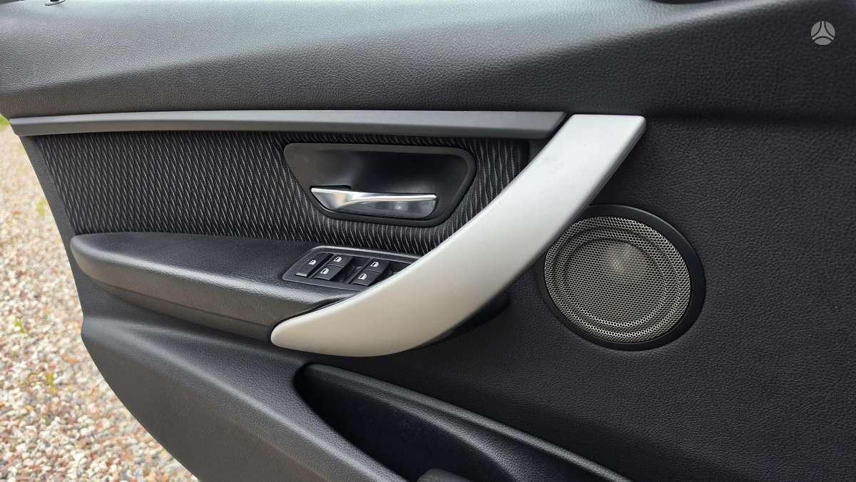 BMW 320, 2.0 l., Седан
