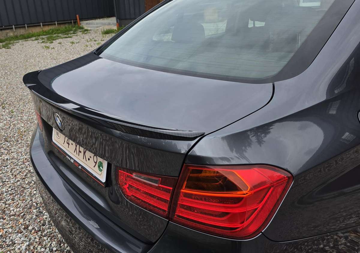 BMW 320, 2.0 l., Седан