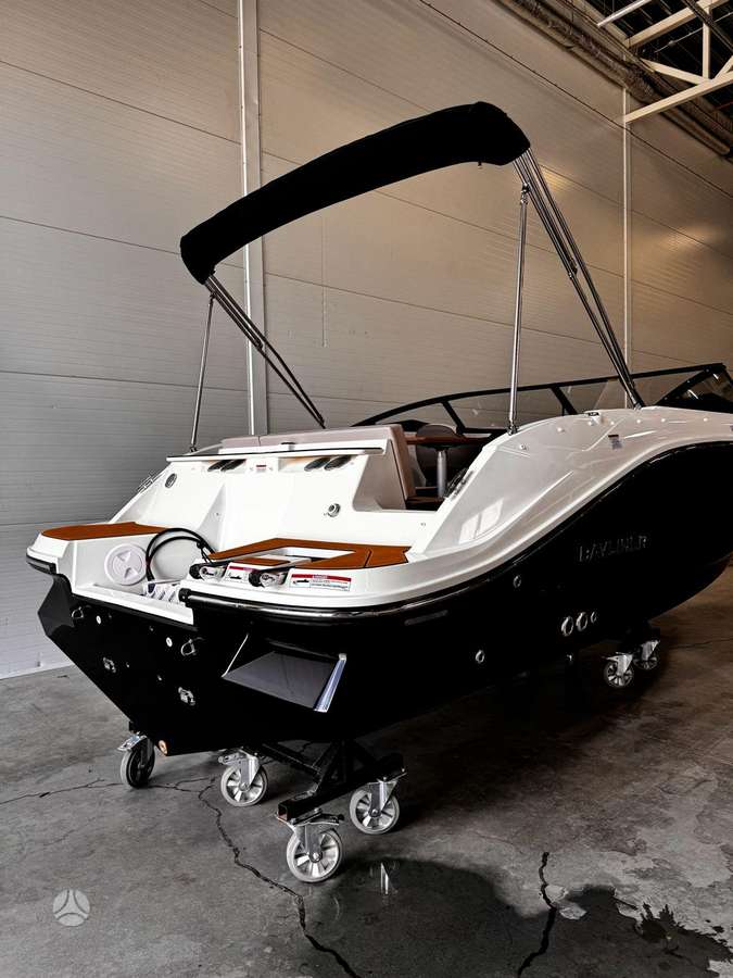 BAYLINER V20 Sandėlyje, yachts / cruisers
