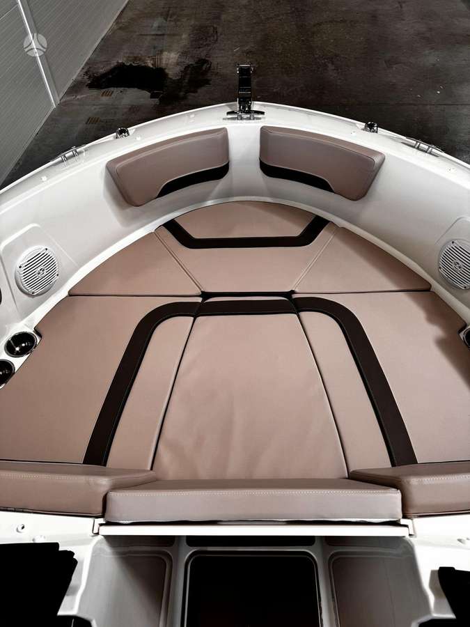 BAYLINER V20 Sandėlyje, yachts / cruisers