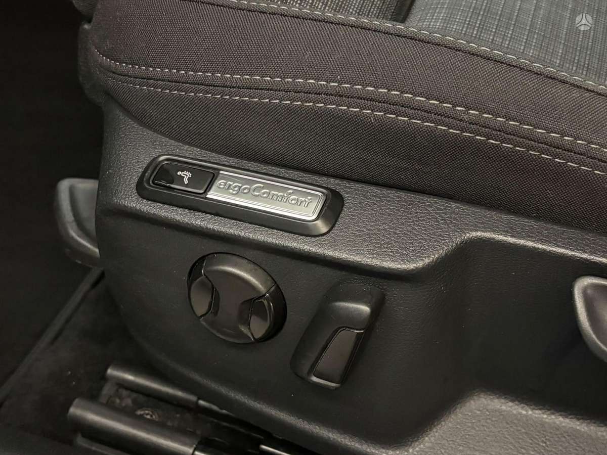 Volkswagen Passat, 2.0 l., Универсал
