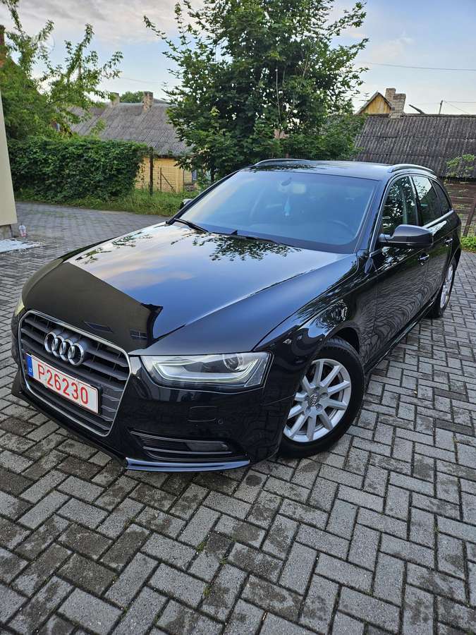 Audi A4, 2.0 l., Универсал