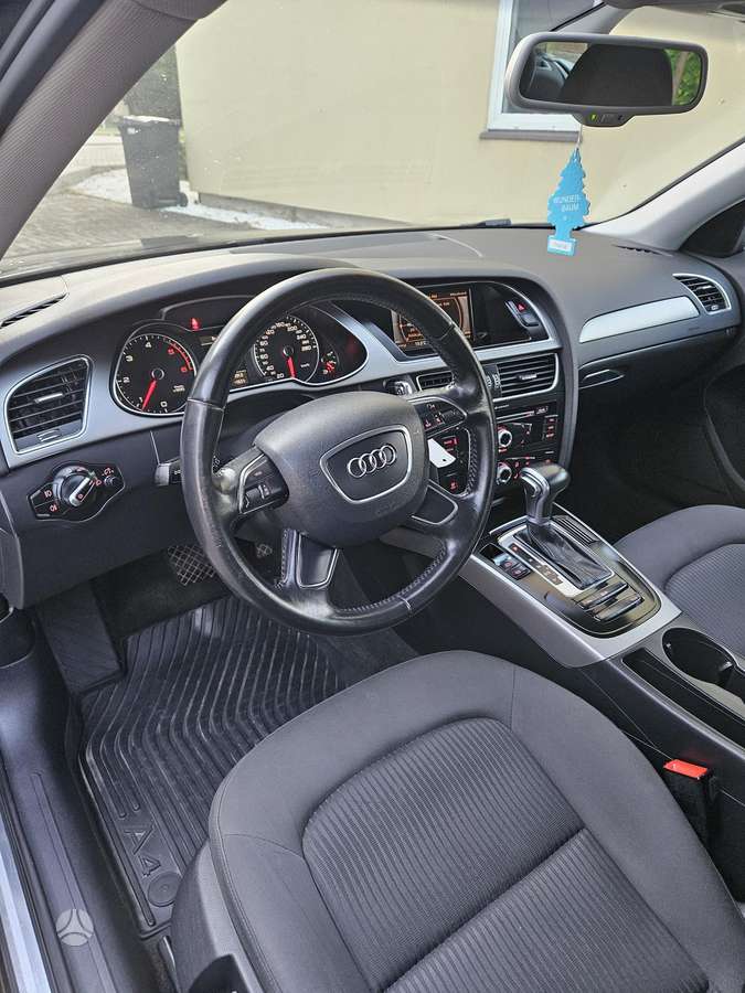 Audi A4, 2.0 l., universalas