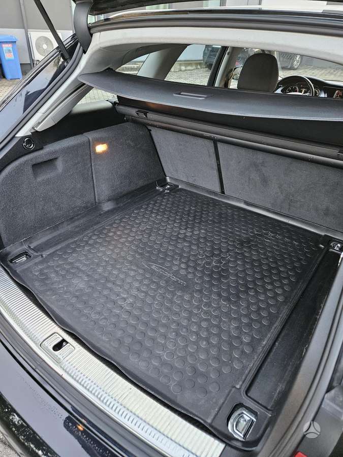 Audi A4, 2.0 l., Универсал