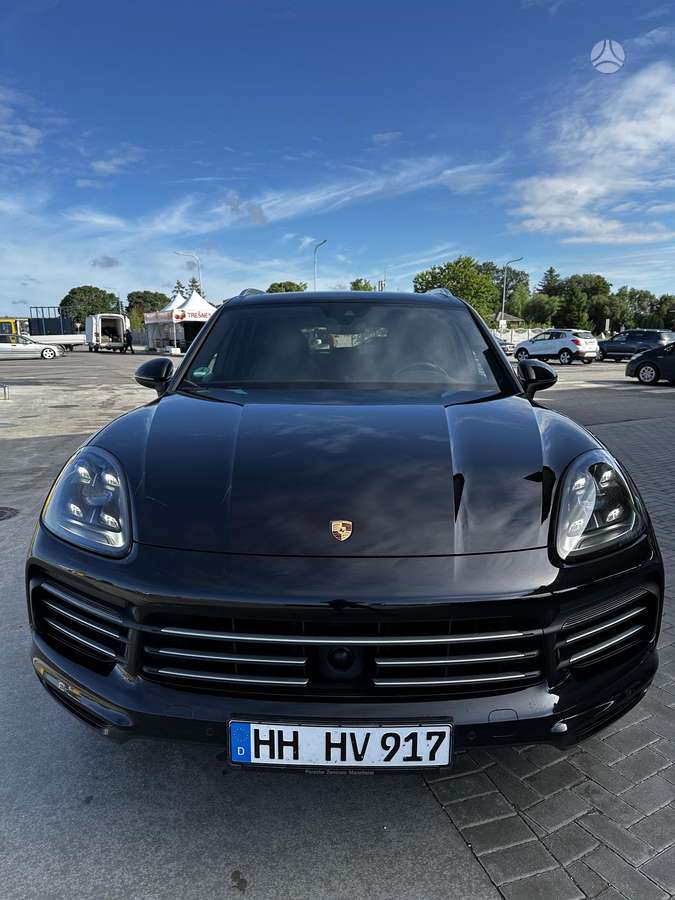 Porsche Cayenne - 2