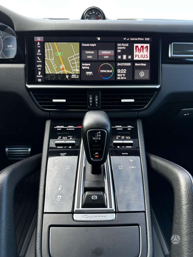 Porsche Cayenne - 12