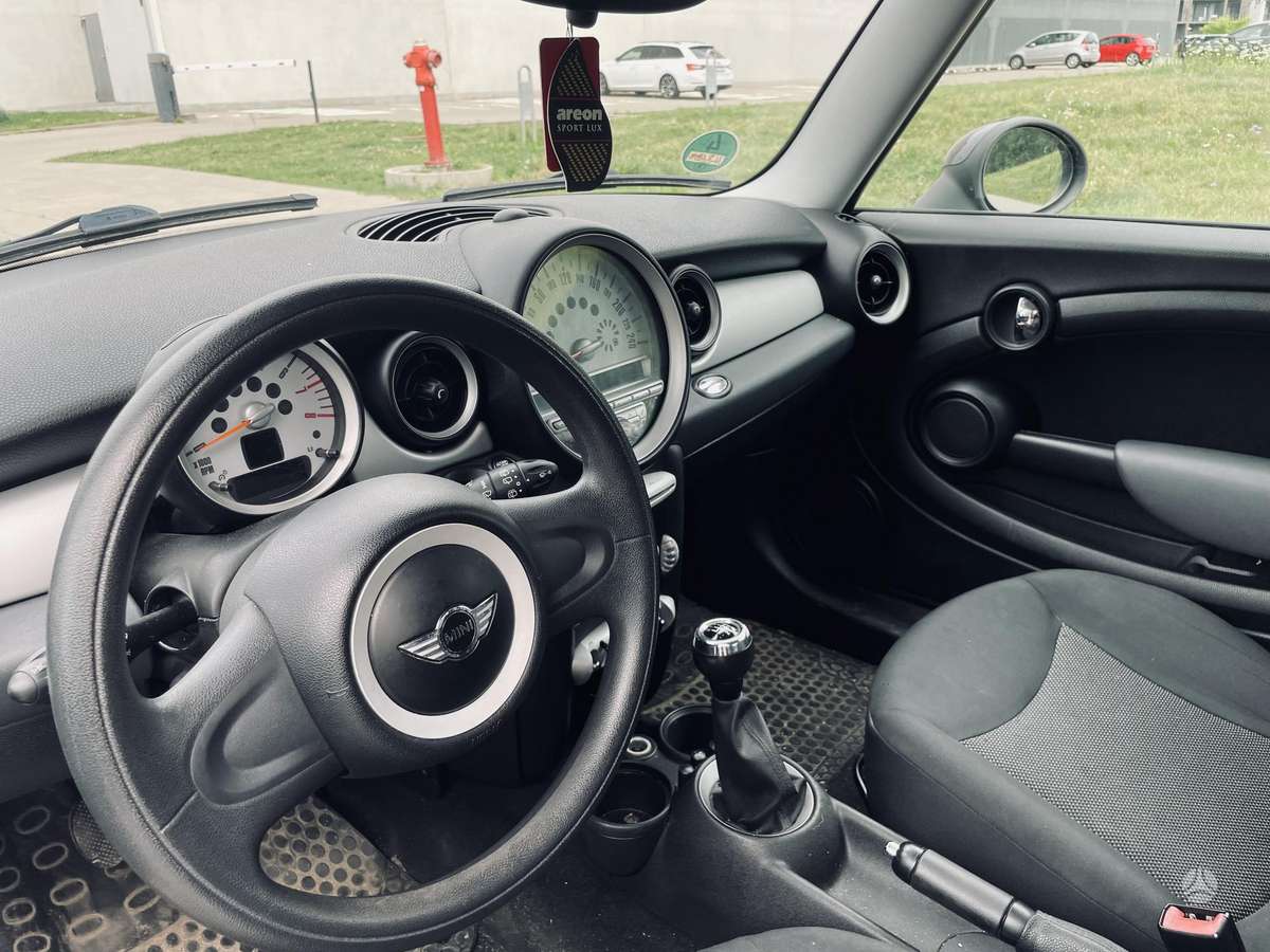 Mini Cooper, 1.4 l., coupe