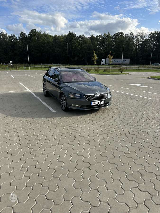 Skoda Superb, 2.0 l., wagon