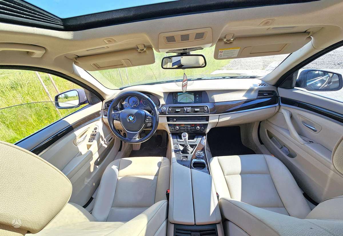 BMW 520, 2.0 l., sedanas