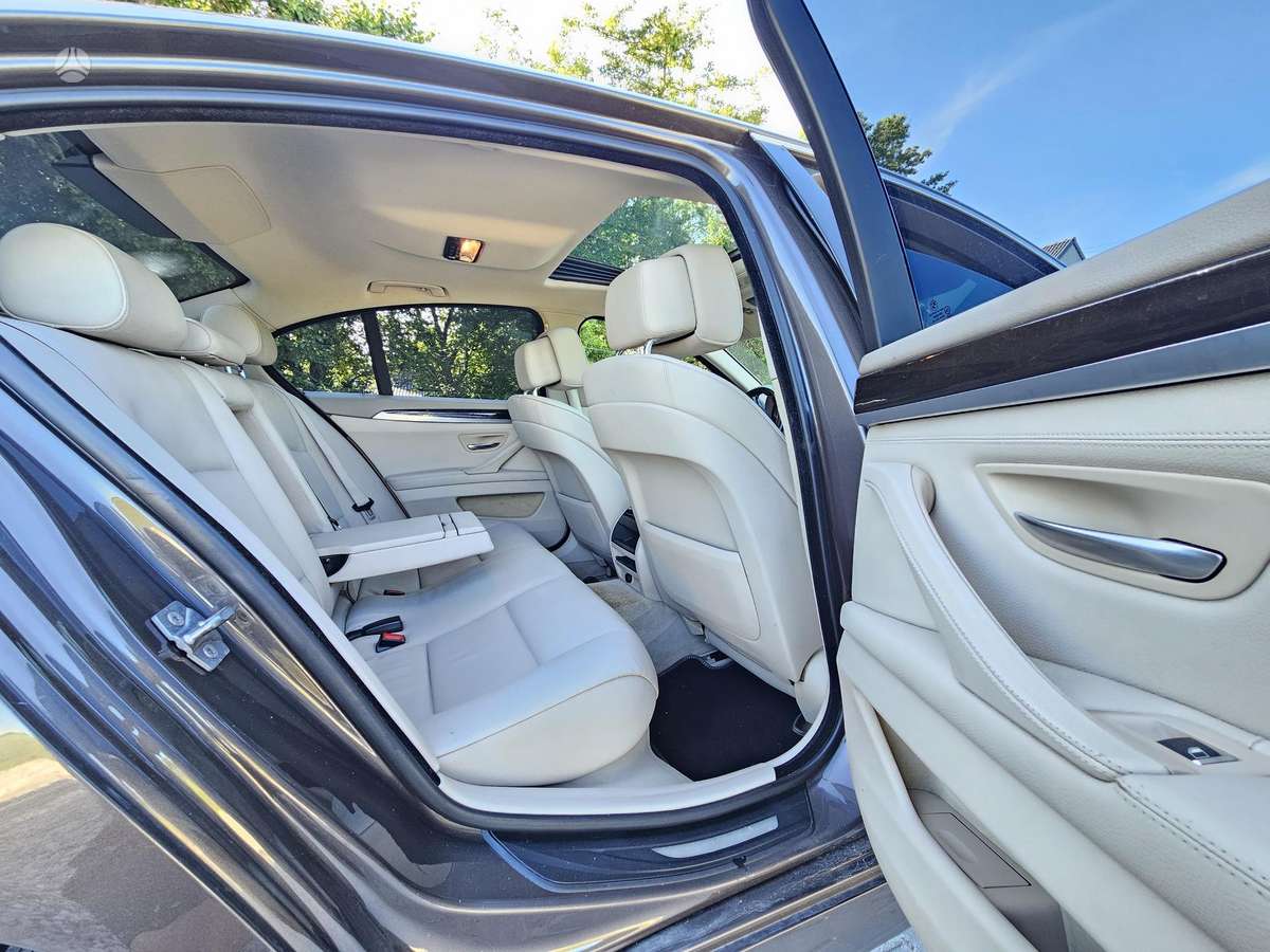 BMW 520, 2.0 l., sedanas