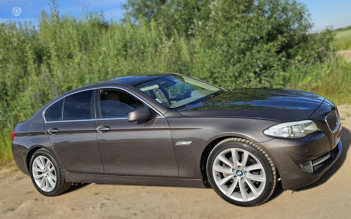 BMW 520, 2.0 l., Седан