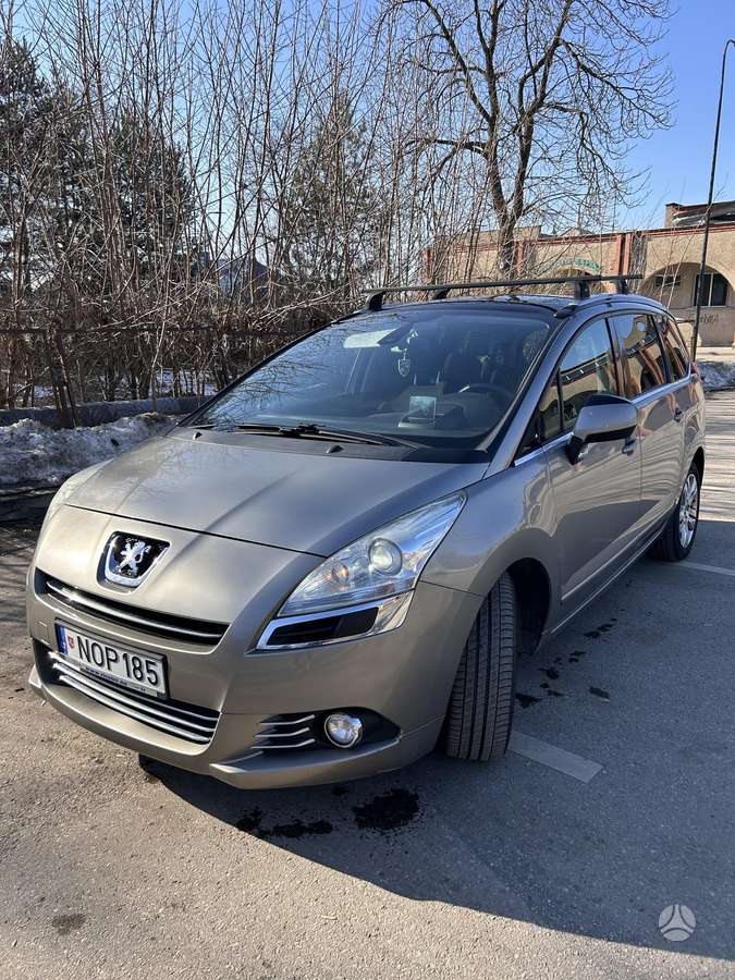 Peugeot 5008 - 2