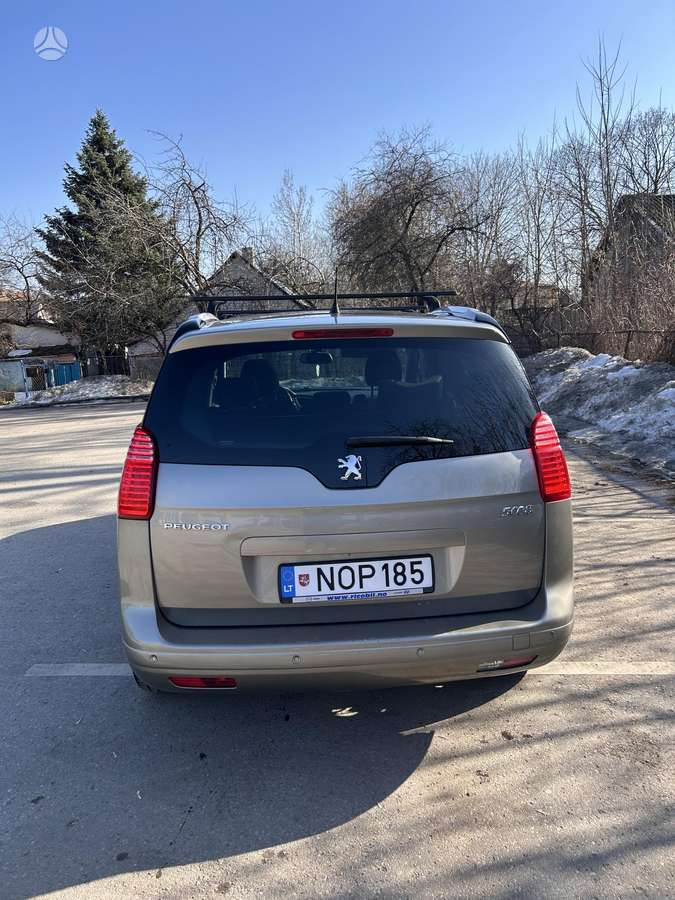 Peugeot 5008 - 7