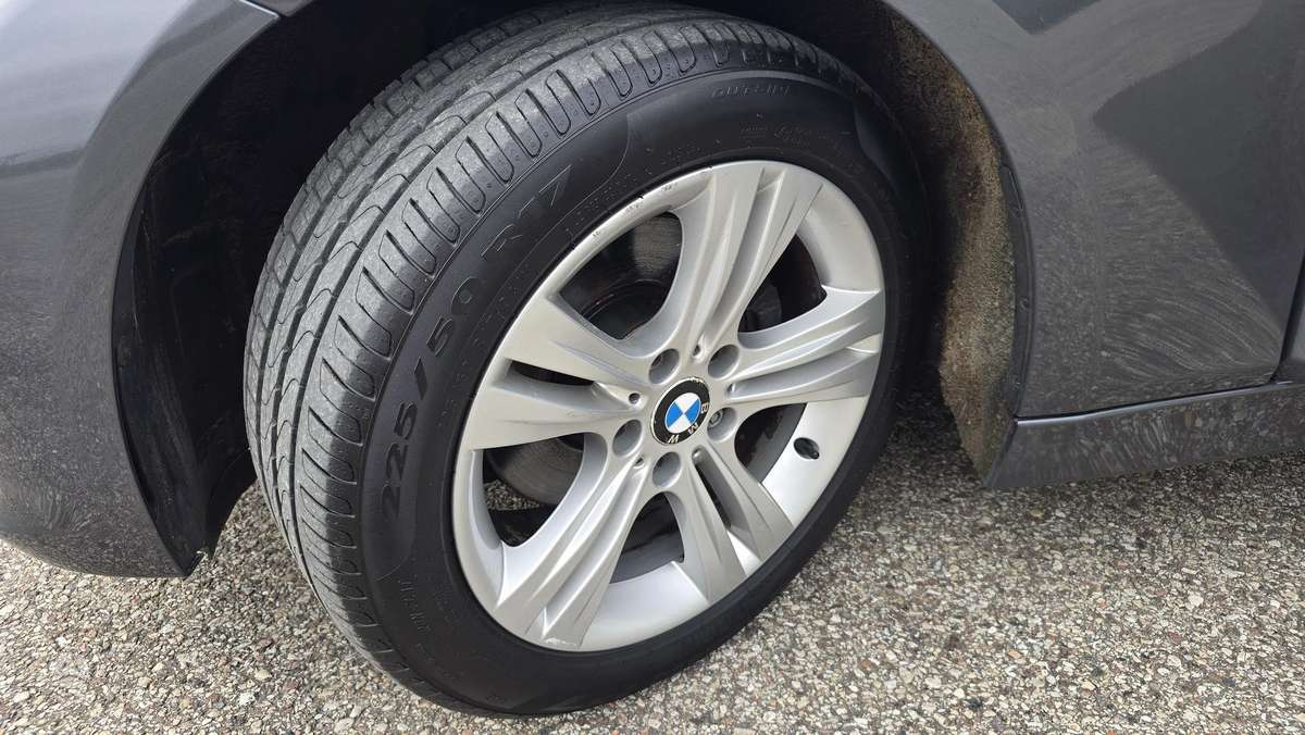 BMW 320, 2.0 l., Седан