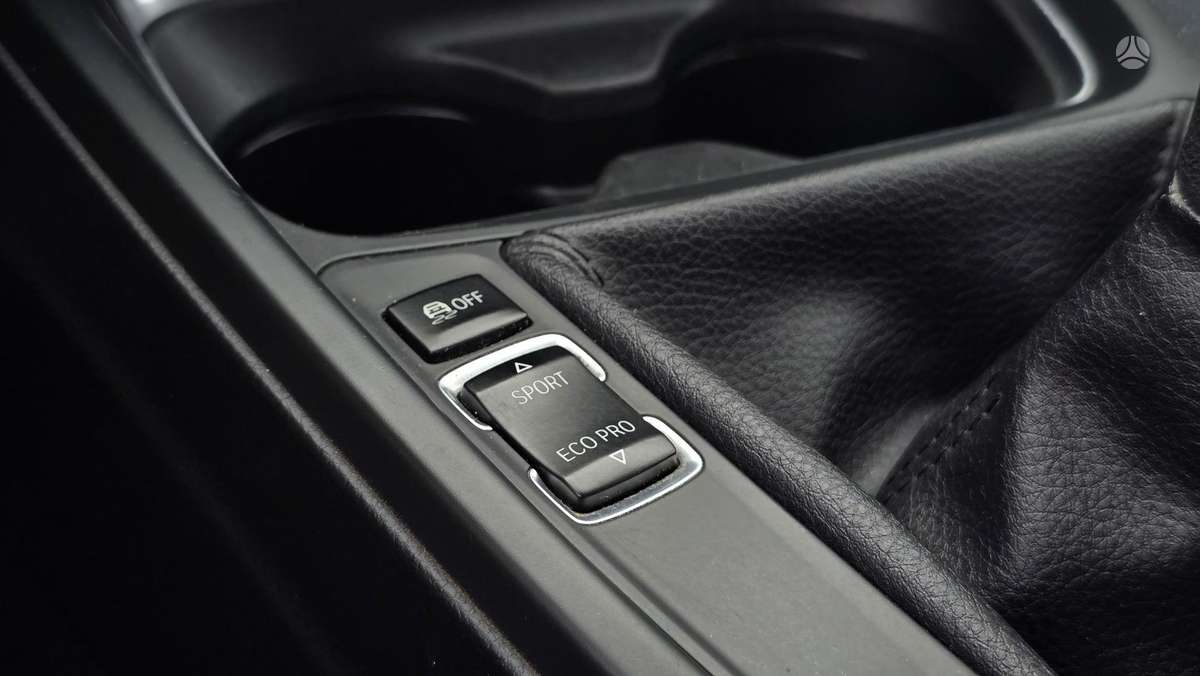 BMW 320, 2.0 l., Седан
