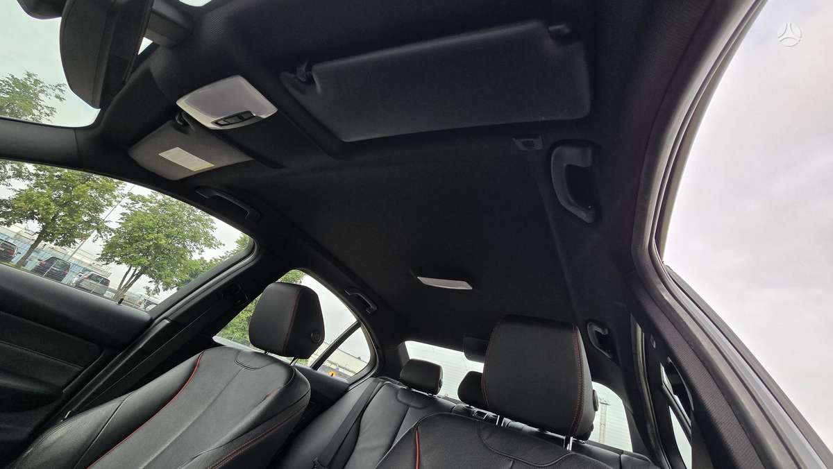 BMW 320, 2.0 l., Седан
