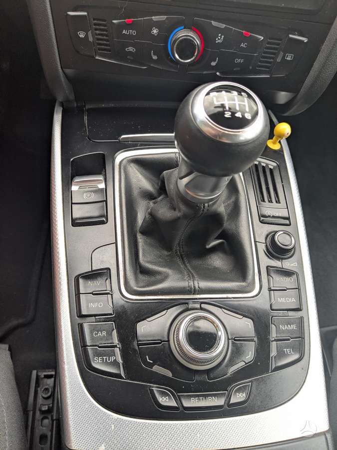 Audi A4, 2.0 l., Универсал