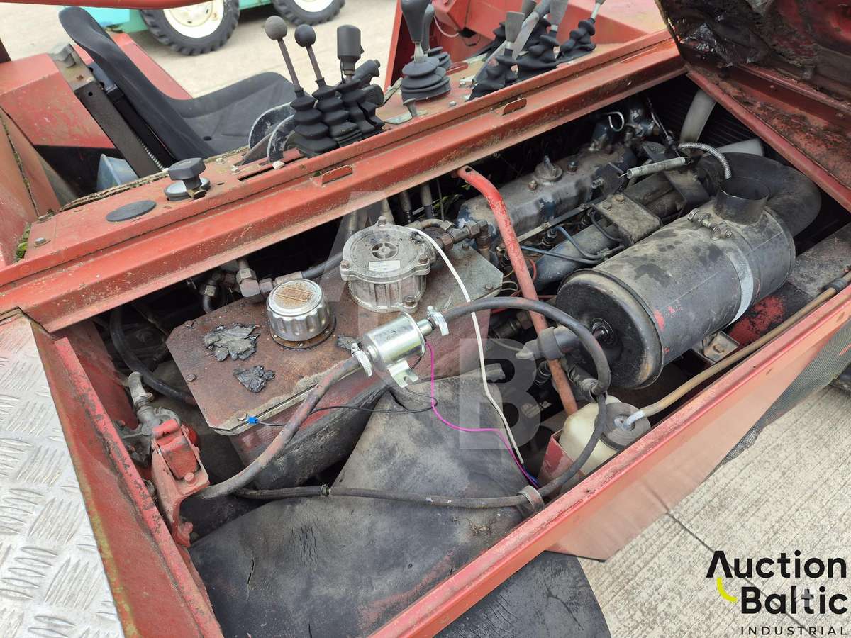 -Kita- Aebi TT80, бульдозеры