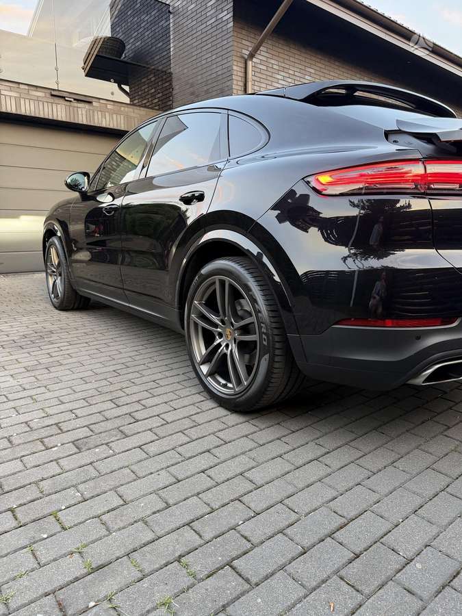 Porsche Cayenne Coupe - 5