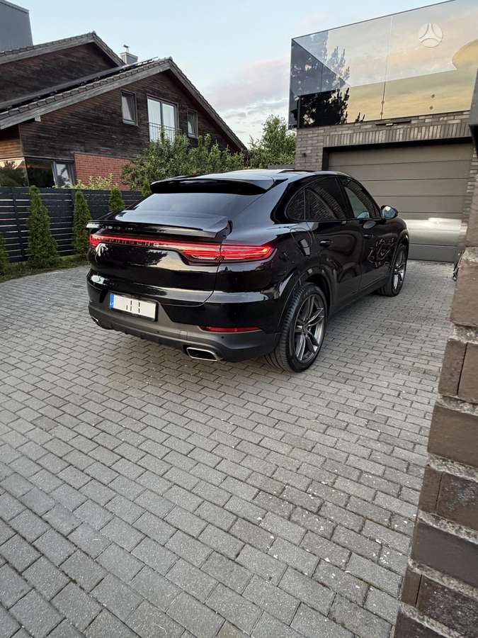 Porsche Cayenne Coupe - 7