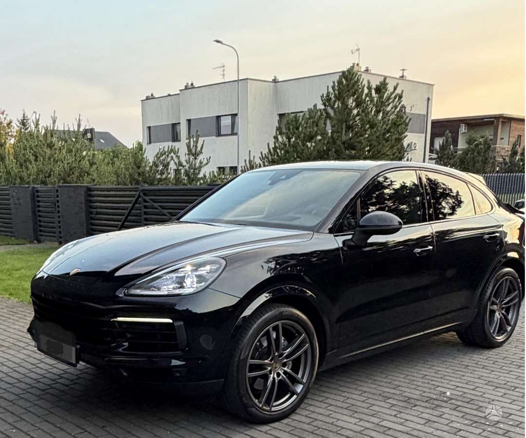 Porsche Cayenne Coupe - 4