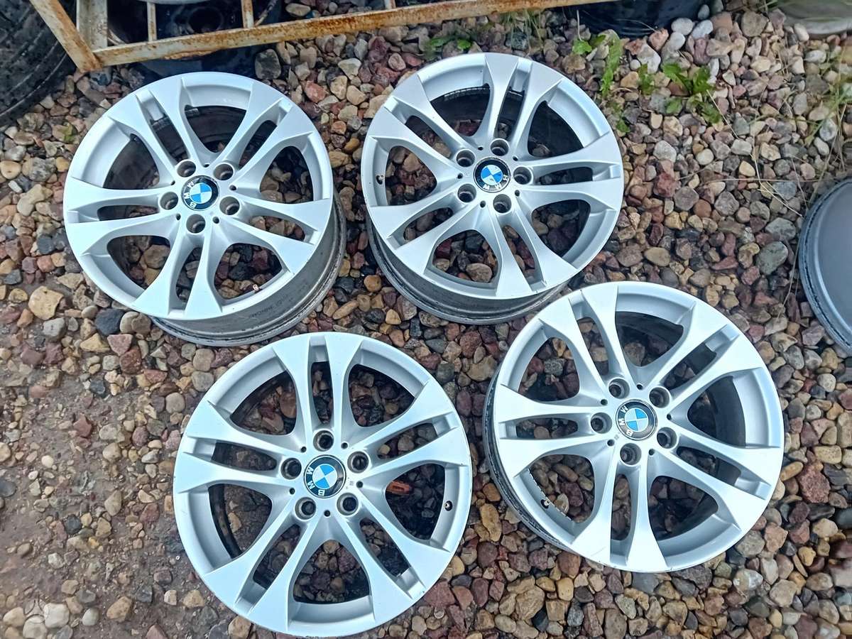 BMW, lengvojo lydinio, R18