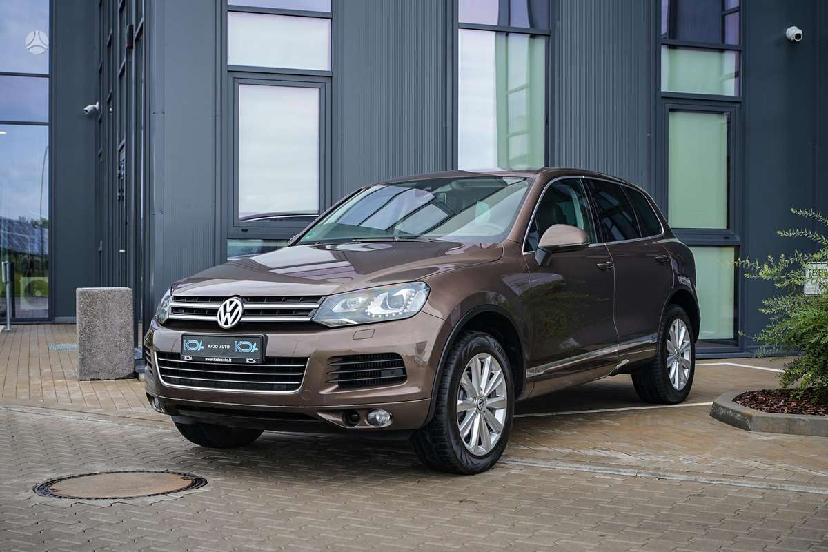Volkswagen Touareg - 2