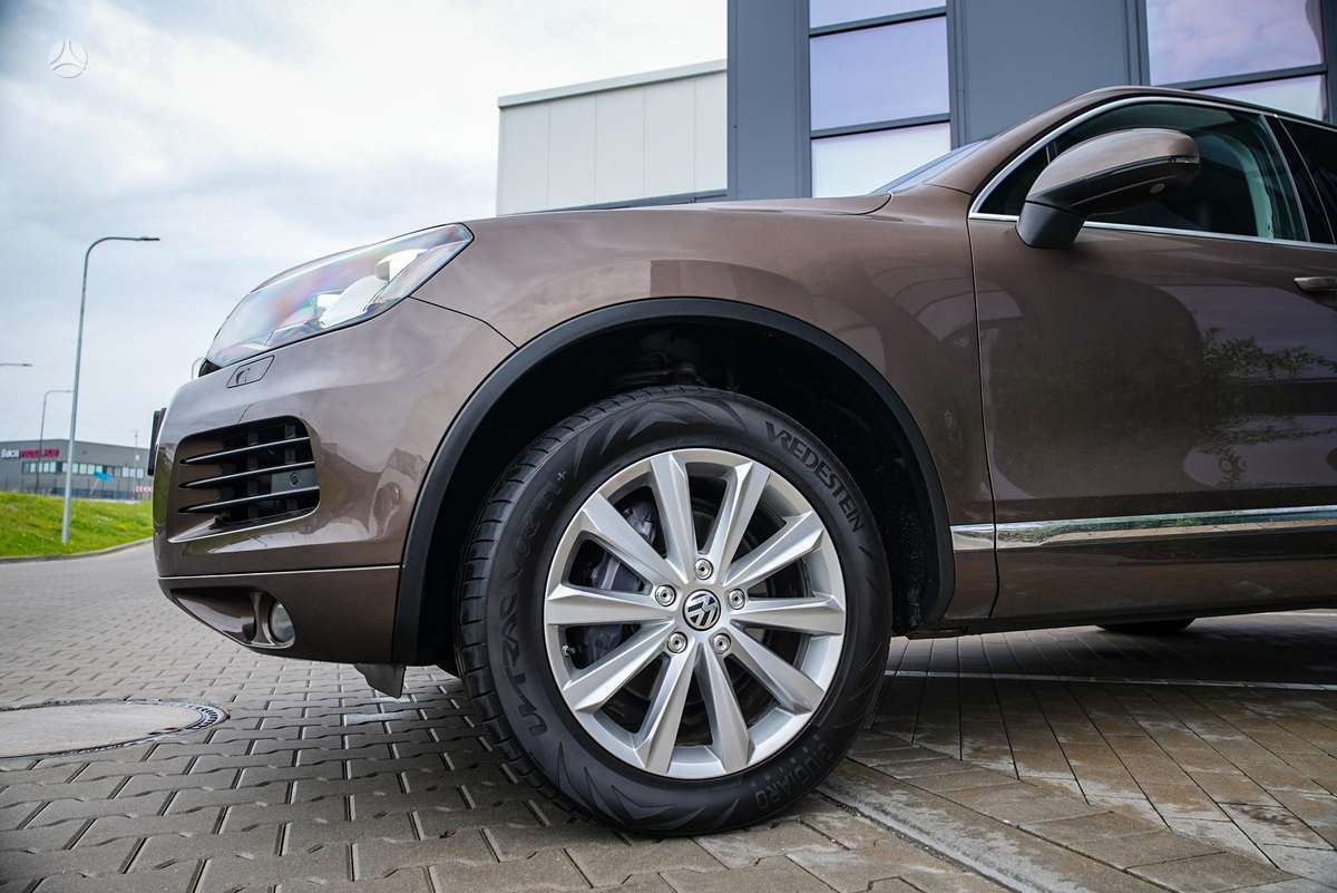 Volkswagen Touareg - 6