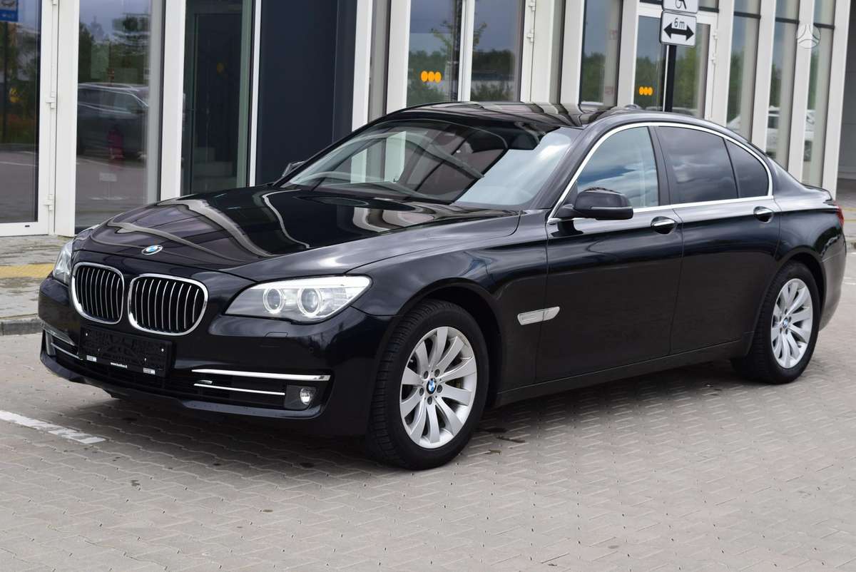 BMW 730, 3.0 l., Седан
