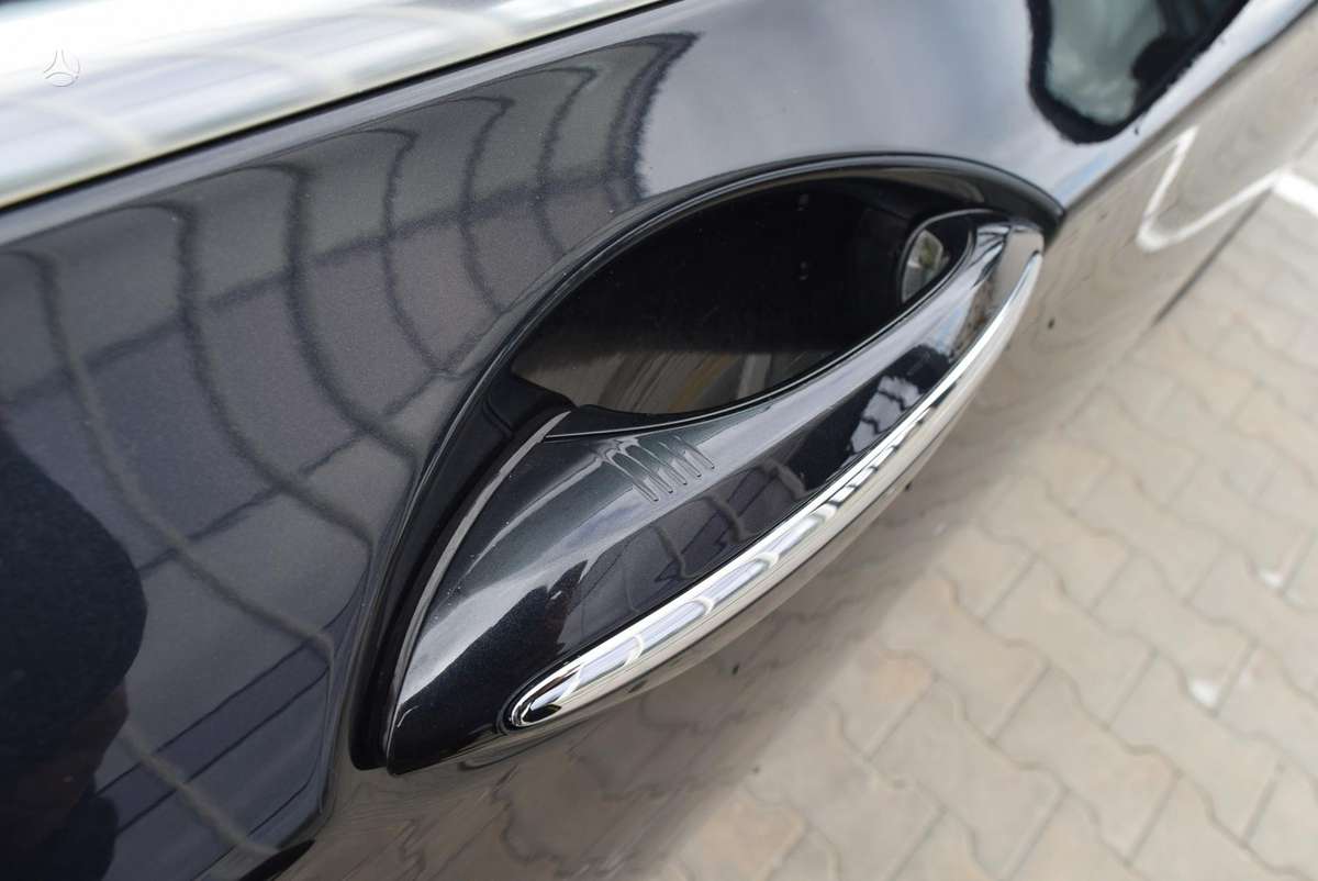 BMW 730, 3.0 l., Седан