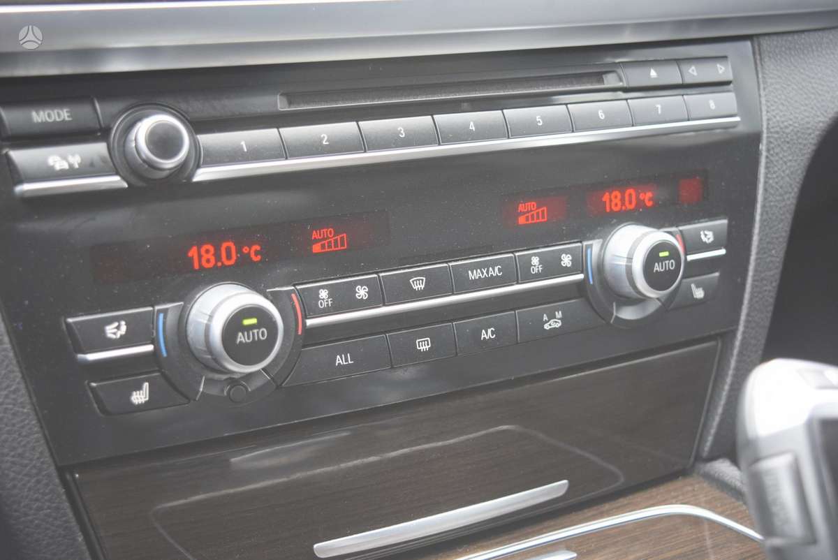 BMW 730, 3.0 l., Седан