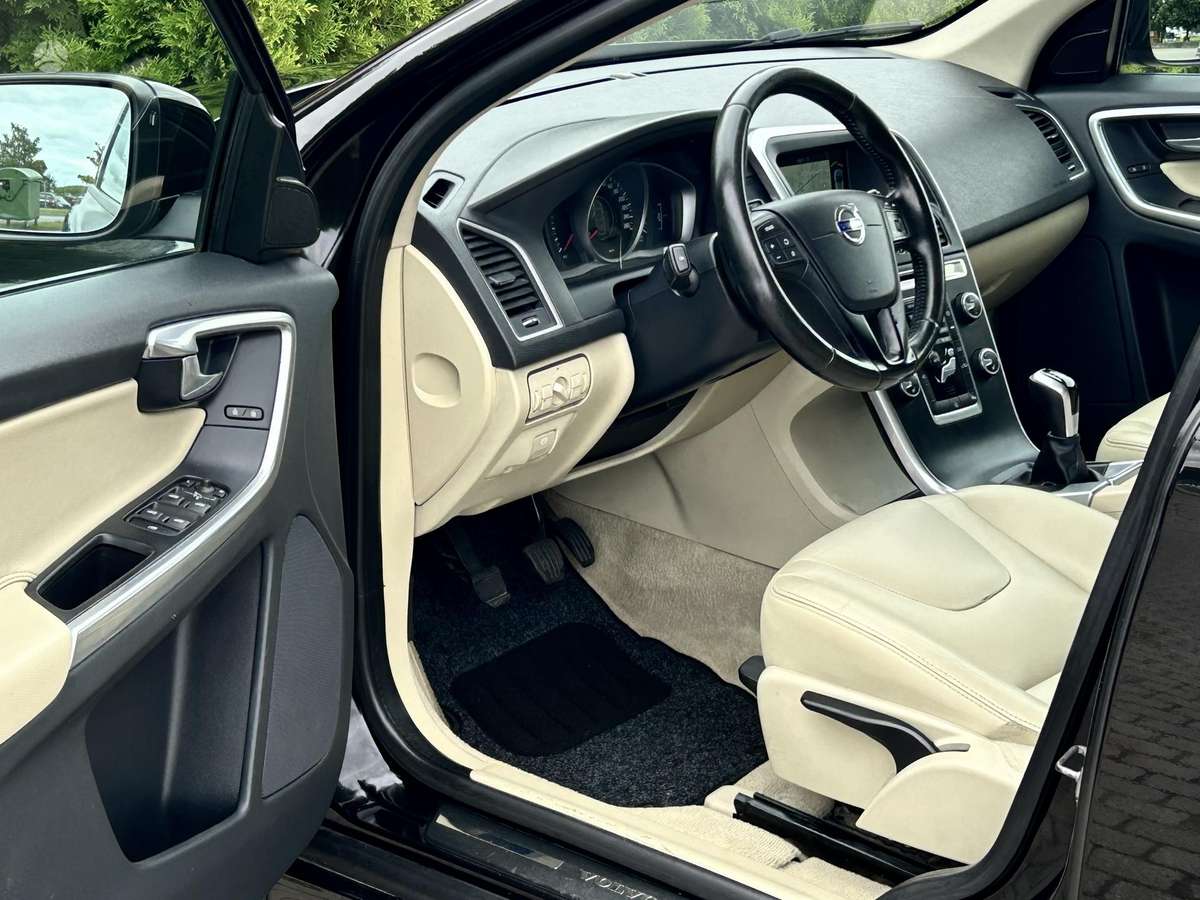 Volvo XC60 - 12