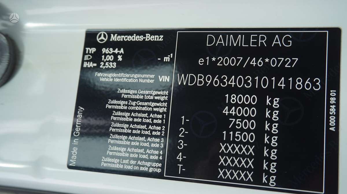 Mercedes-Benz Actros 1845, double sleeper