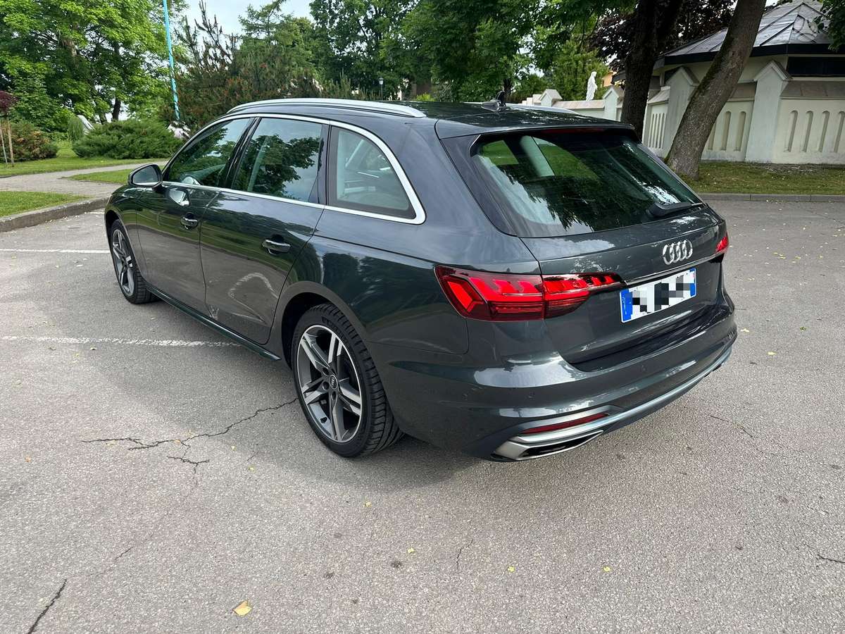 Audi A4, 2.0 l., Универсал