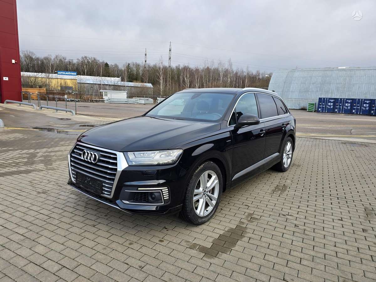 Audi Q7 e-tron, 3.0 l., Внедорожник / Кроссовер