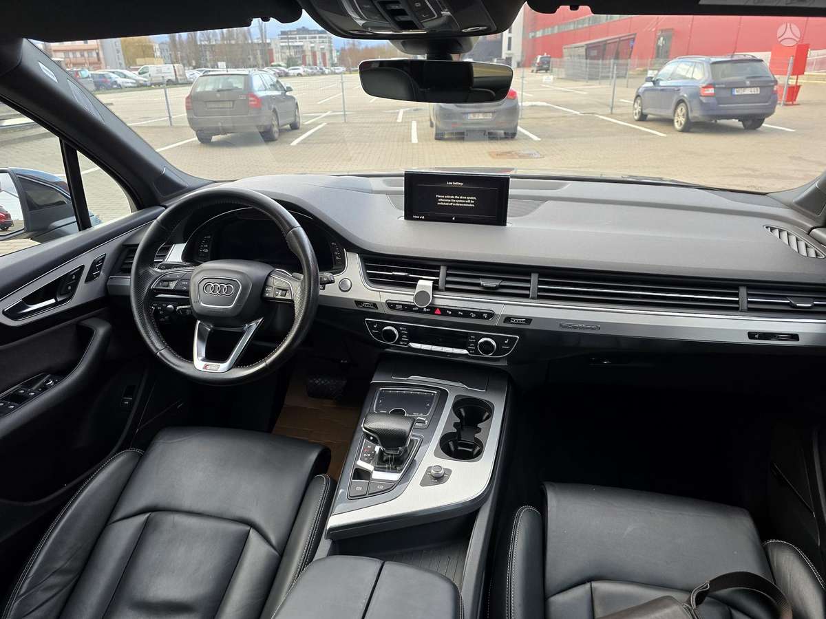 Audi Q7 e-tron, 3.0 l., Внедорожник / Кроссовер