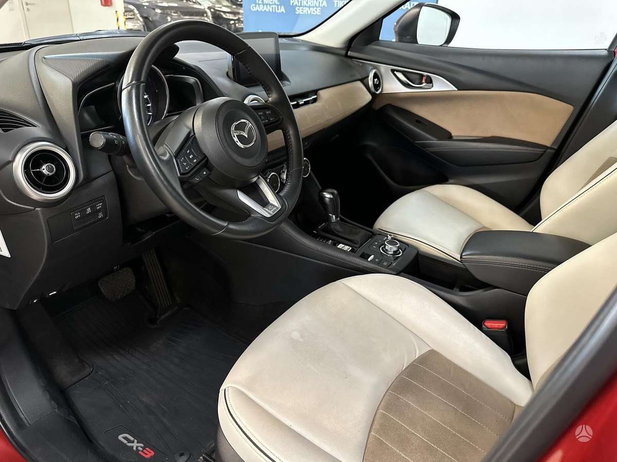 Mazda CX-3, 2.0 l., Хэтчбек