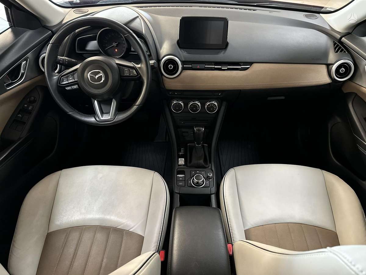 Mazda CX-3, 2.0 l., Хэтчбек