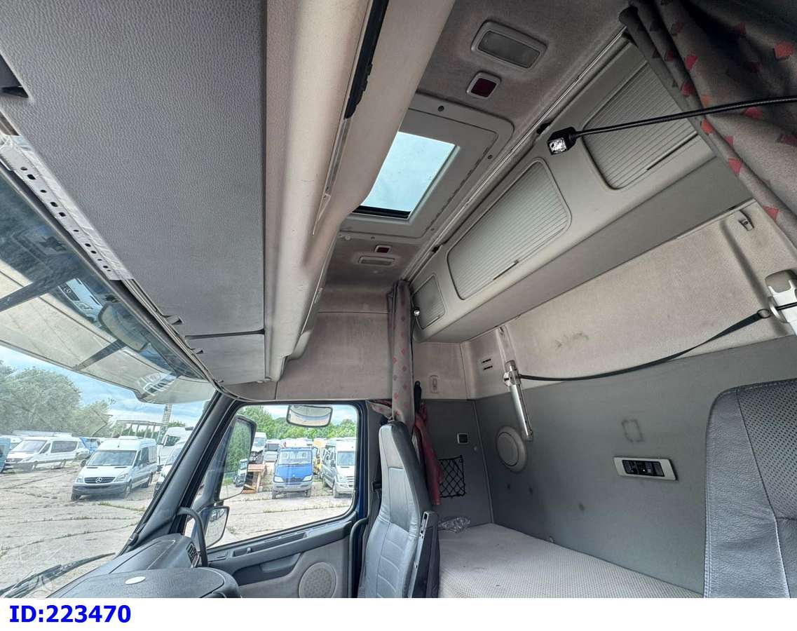 Volvo FH12 420, шасси
