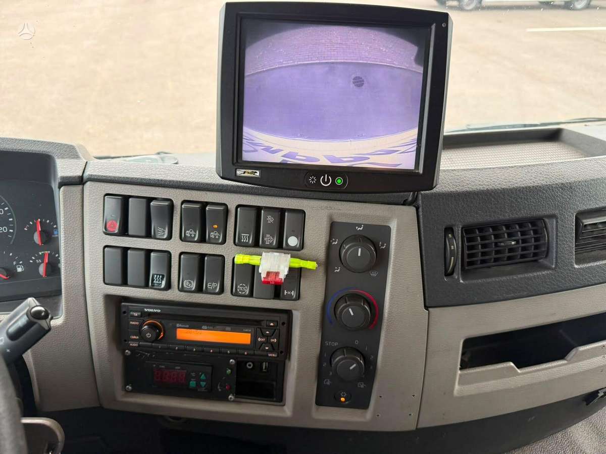 Volvo FE320, isothermal trucks
