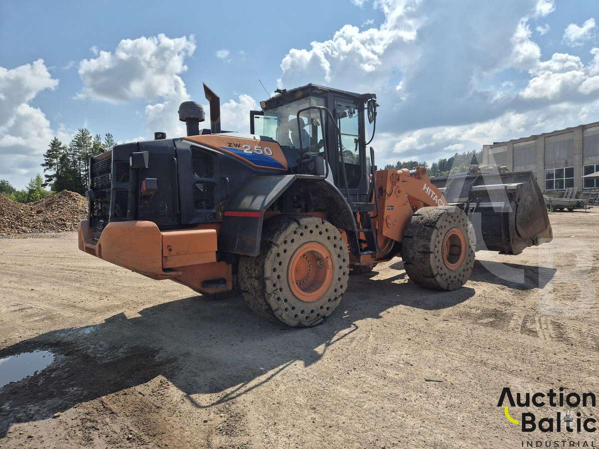 Hitachi ZW250-6, frontal loader