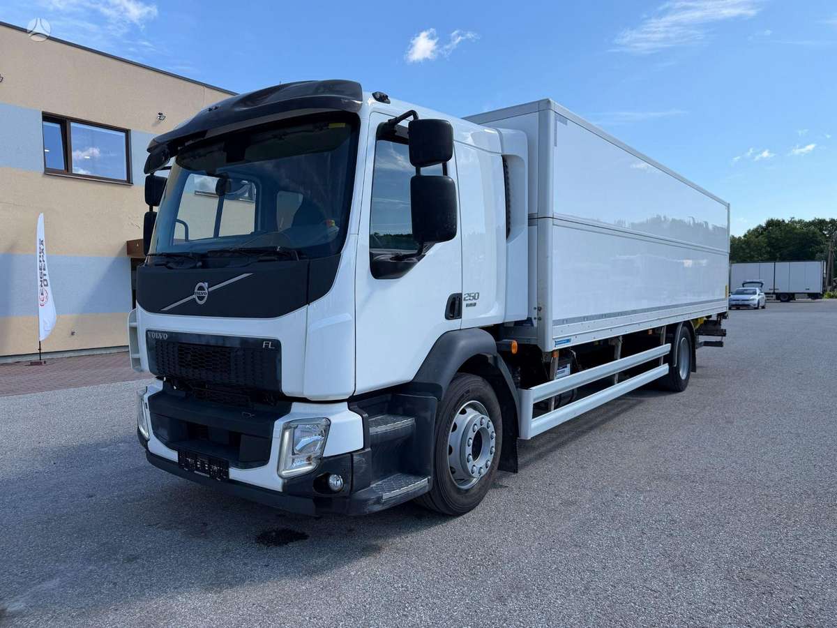 Volvo FL250, box trucks / box vans