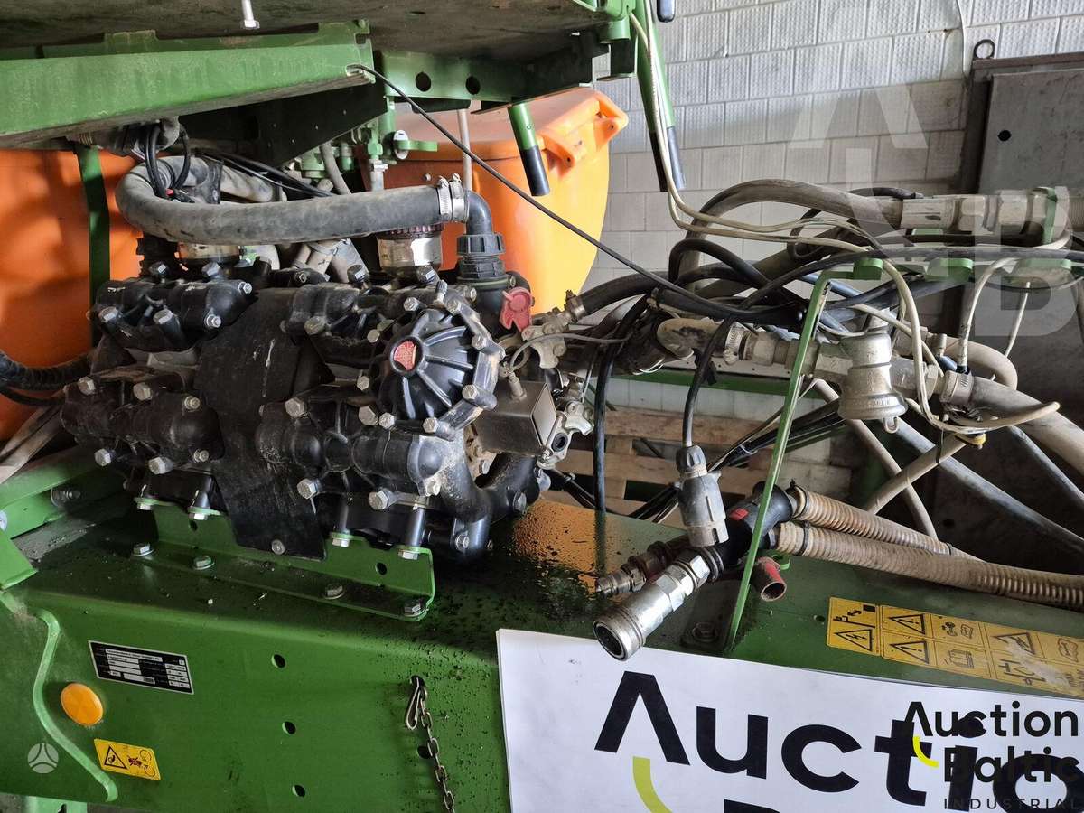 Amazone UX 5200, purkštuvai