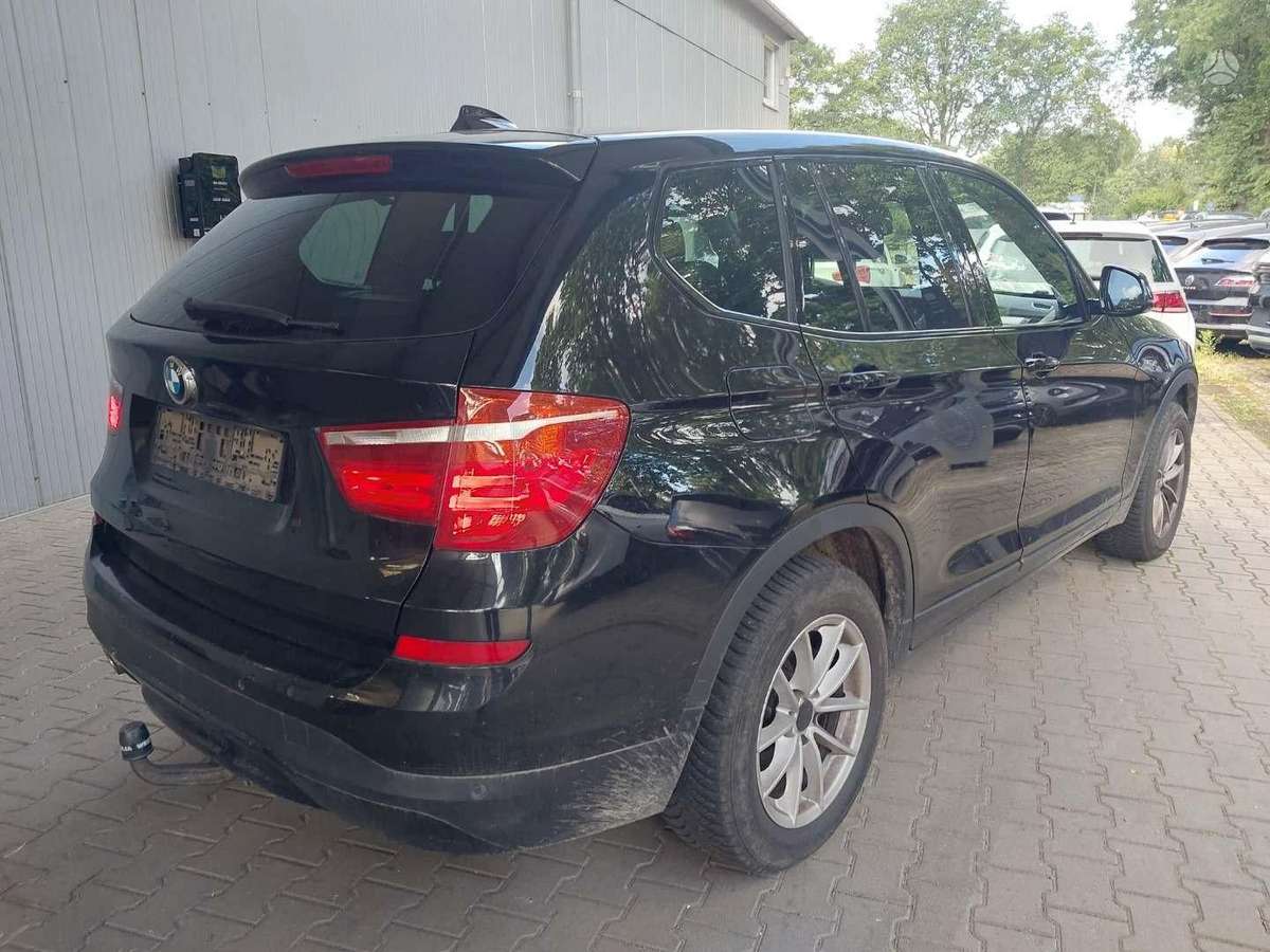 BMW X3, 2.0 l., off-road / crossover