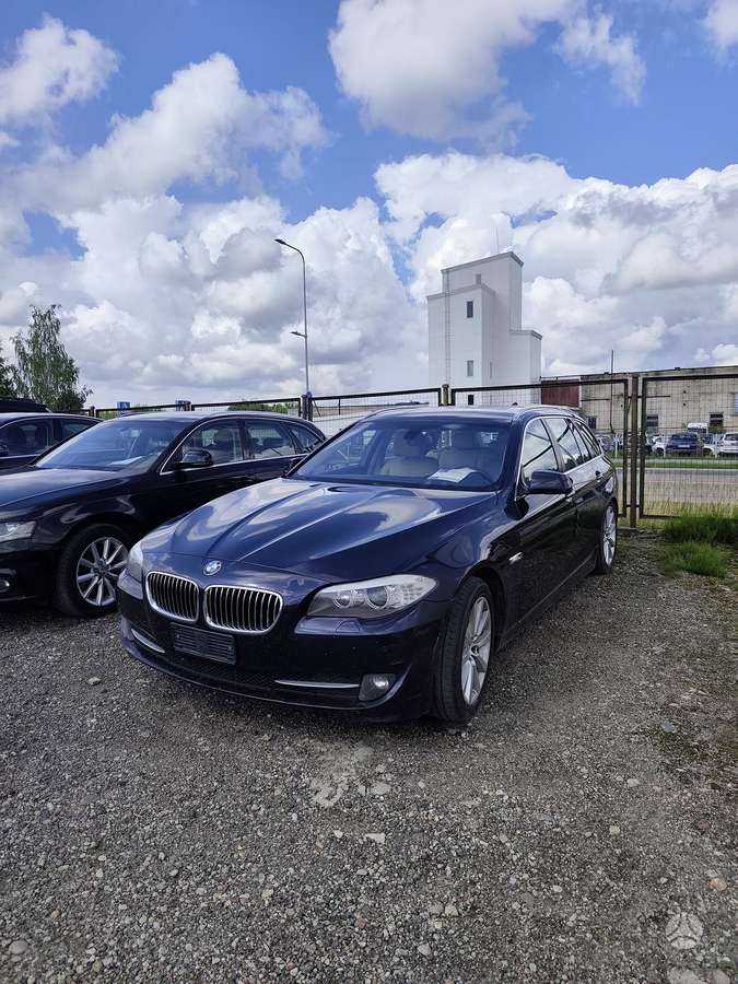 BMW 520, 2.0 l., wagon